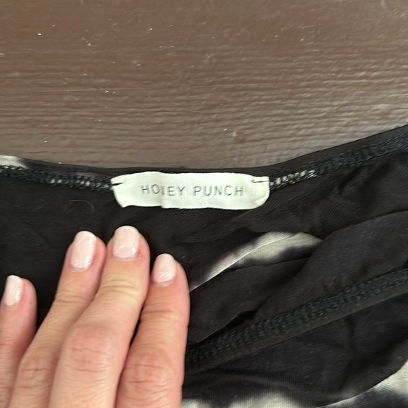 Off the shoulder bodysuit - Picture 3 of 3